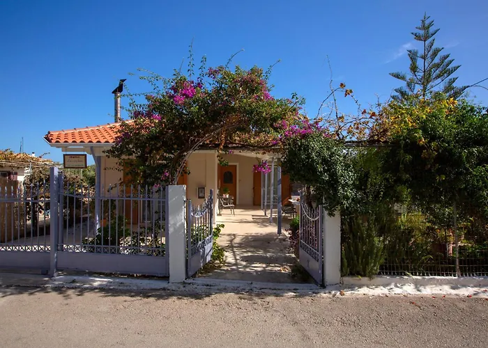 Lia\'S Cozy House