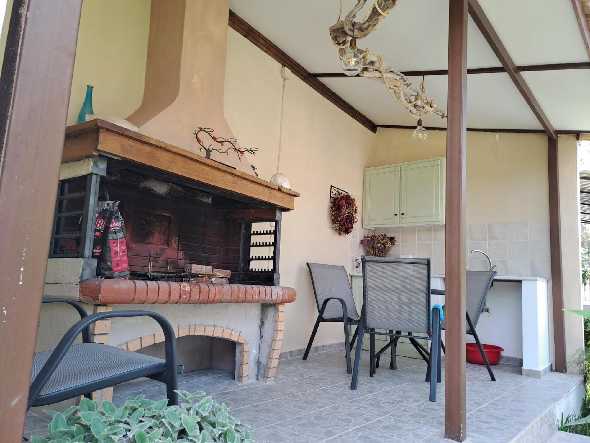 度假居 Lia's Cozy House Apolpaina